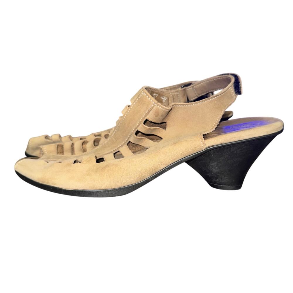 Arche SoExor Sandals Women's Size 9 Beige Nude Leather Adjustable Slingback Shoe